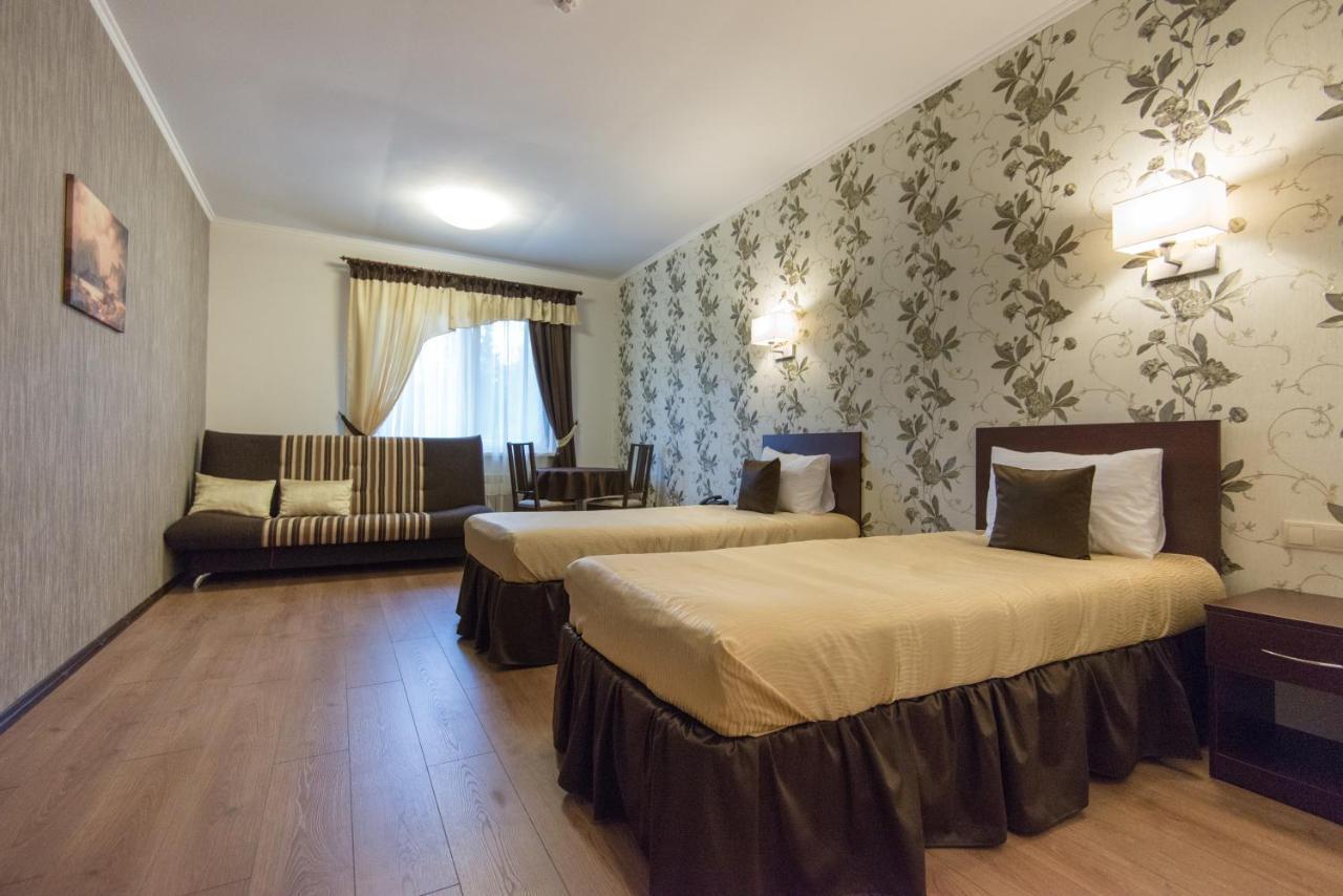 Country Club Festivalny Hotel Rakaw Buitenkant foto